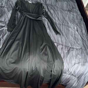 Elegant Black Maxi Dress